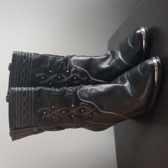 Dingo Rhinestone Low Rise Cowboy Boots - Picture 9 of 14